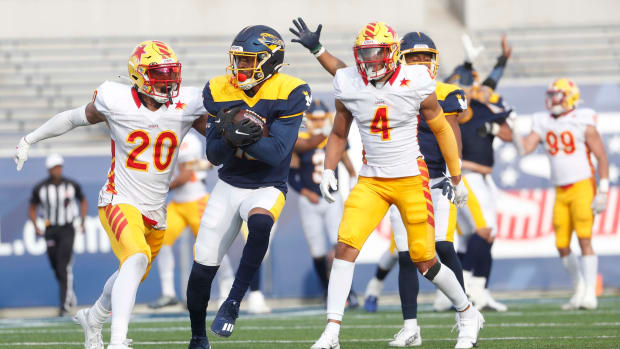 The Memphis Showboats wide receiver Ryan McDaniel (18) catches the ball and makes a play down field during a game against the Philadelphia Stars at the Simmons Liberty Bank Stadium in Memphis. Memphis Showboats  